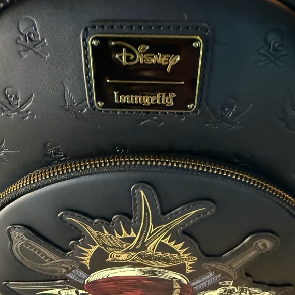 Loungefly Disney Pirates of the Caribbean Jack Sparrow
Mini Backpack NWT 🏴‍☠️ - Picture 11 of 14